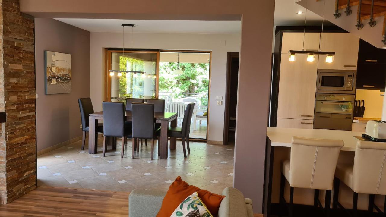 Villa Amalia Apartments Malinska Luaran gambar